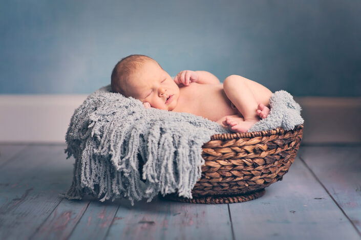 How To Take Amazing Newborn Baby Photos